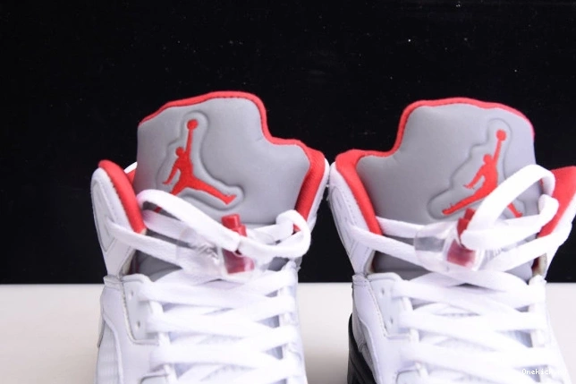 One Kick Red Retro Silver Fire (2020) Air Jordan 5 Tongue DA1911-102 0811